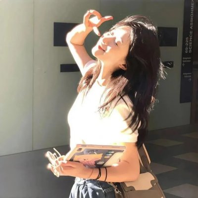 闪婚老公捧我当歌星